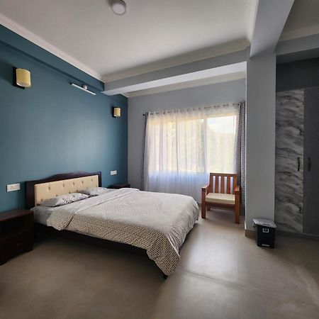 Cafe Sola Bnb Шиллонг Экстерьер фото