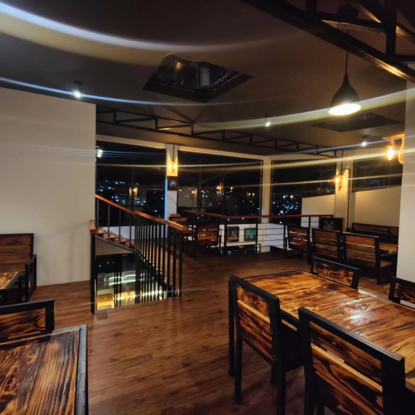 Cafe Sola Bnb Шиллонг Экстерьер фото